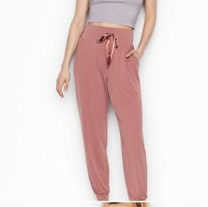 VS • Mauve pink high rise lounge joggers